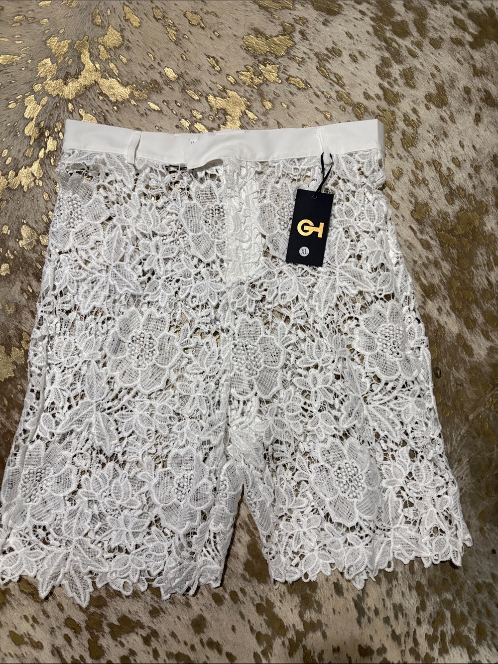 Ganni White Floral Lace Skort with Scalloped Hem